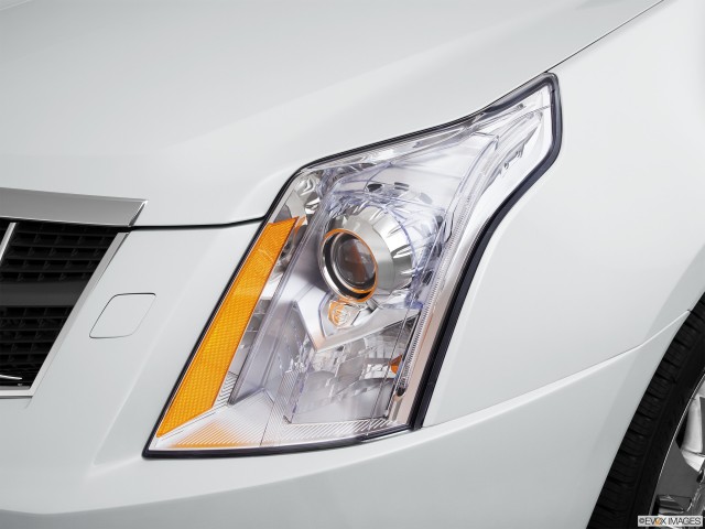 2011 Cadillac Srx Headlight