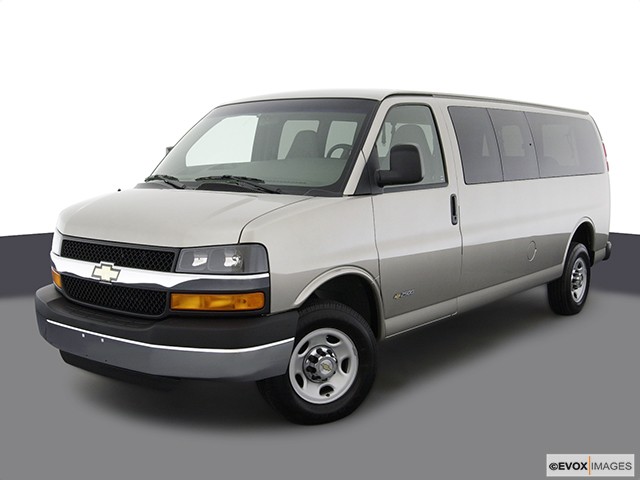 2003 chevy van models