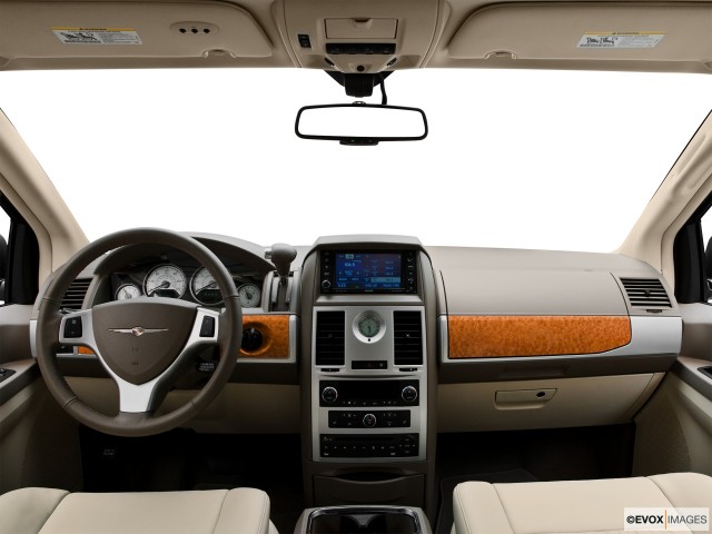 2010 Chrysler Town & Country | Read Owner Reviews, Prices, Specs
