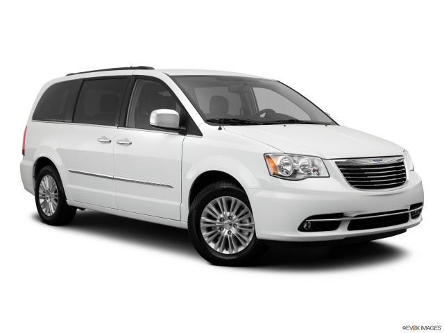 2013 Chrysler Town & Country | Read Owner and Expert ...