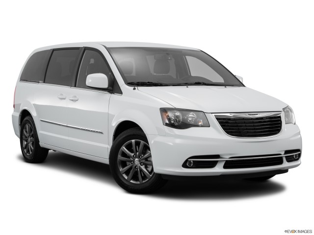 2016 town and country van