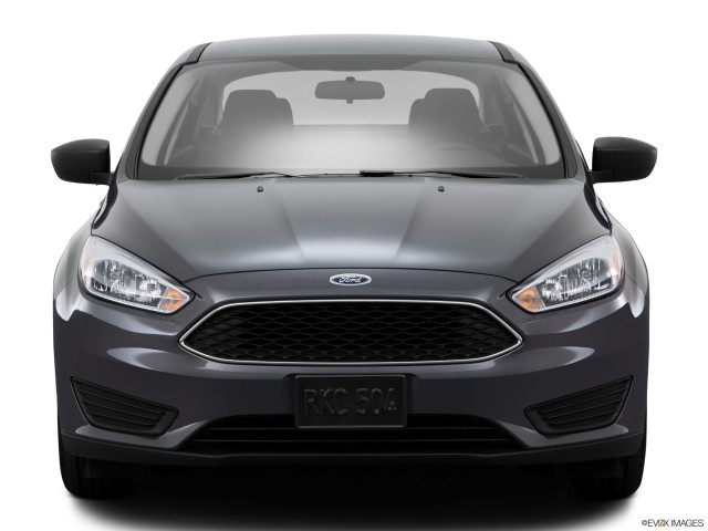 Gray 2015 Ford Focus From front Side