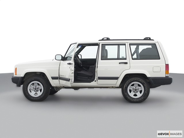 2001 Jeep Cherokee SE From Drivers Side