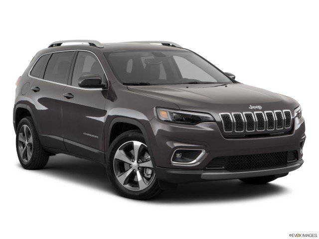 Gray 2019 Jeep Cherokee Limited With White Background