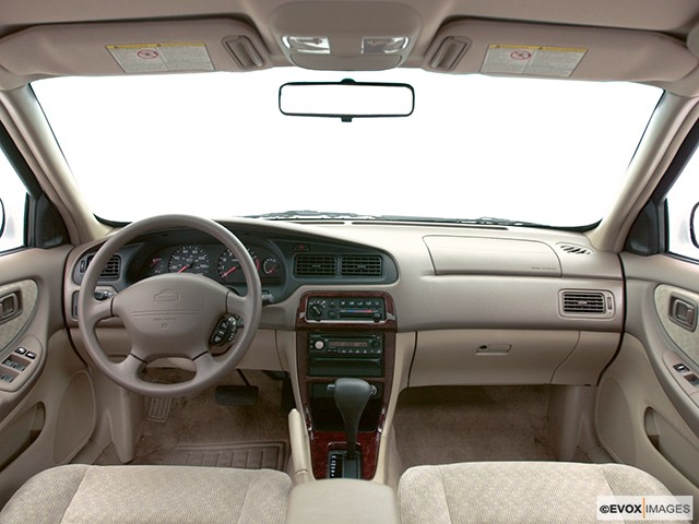 2001 Nissan Altima Photos Interior Exterior And Color Options