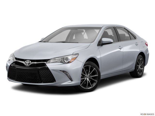 White 2015 Toyota Camry XSE With White Background