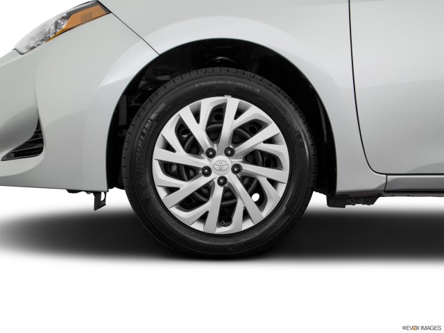 2017 Toyota Corolla Tire Closeup