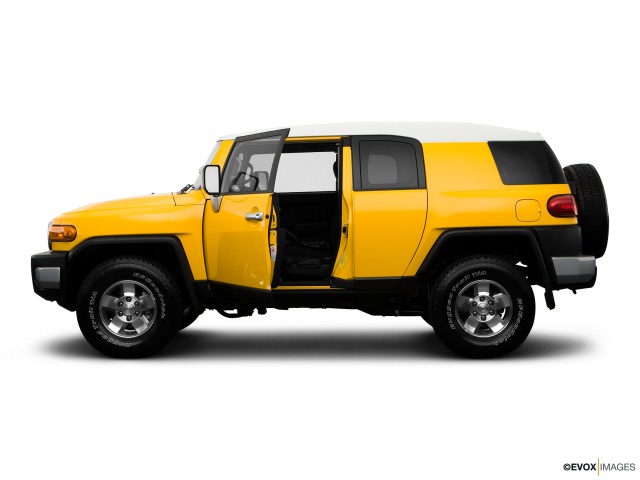 2009 Toyota Fj Cruiser Read Owner And Expert Reviews Prices