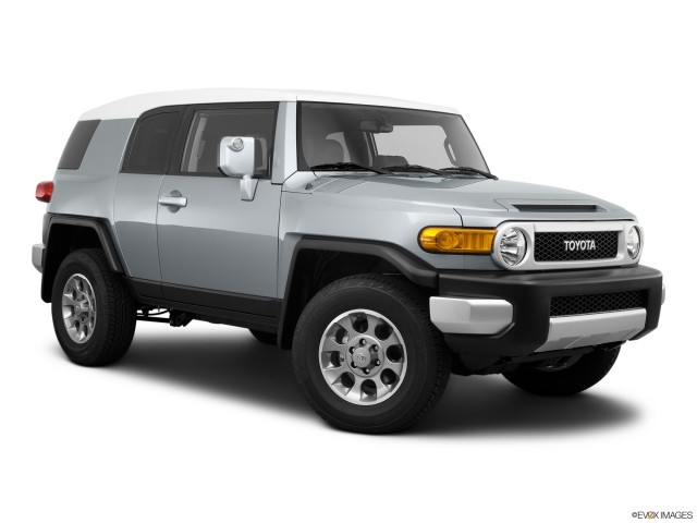 2011 Toyota Fj Cruiser Read Owner And Expert Reviews Prices