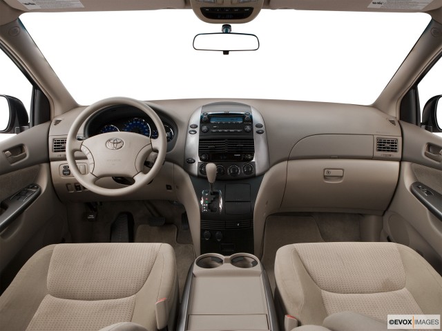 2007 Toyota Sienna | Read Owner and Expert Reviews, Prices, Specs