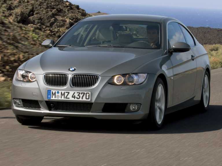 Gray 2007 BMW 328 In Motion