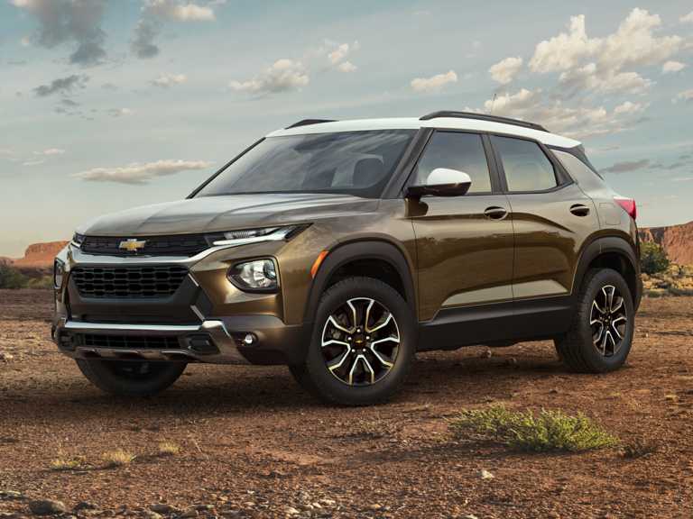 2021 Chevrolet TrailBlazer From Front-Driver Side