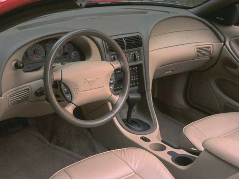 2001 Ford Mustang Photos Interior Exterior And Color Options