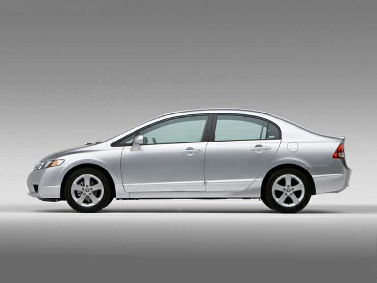Getting a New 2009 Honda Civic Battery? Use This Guide