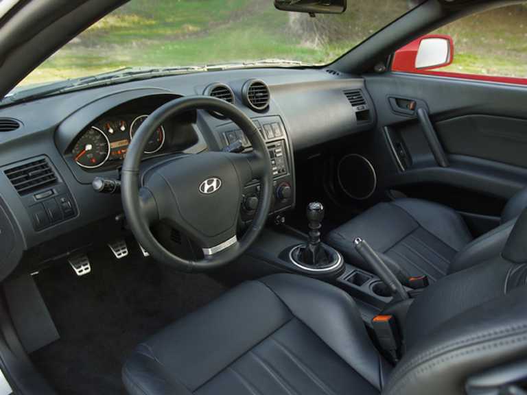 2003 Hyundai Tiburon Photos Interior Exterior And Color
