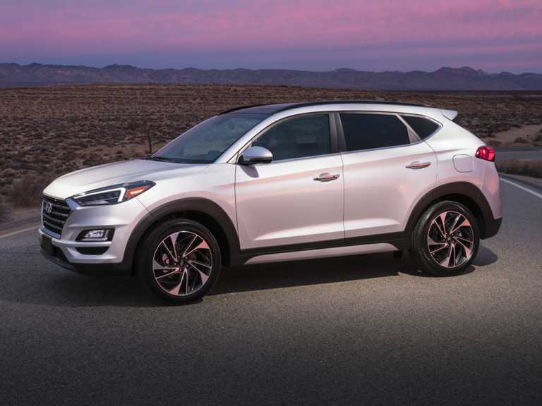 White 2020 Hyundai Tucson From Driver Side