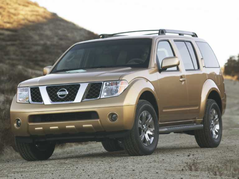 Gold 2005 Nissan Pathfinder From Front-Driver Side