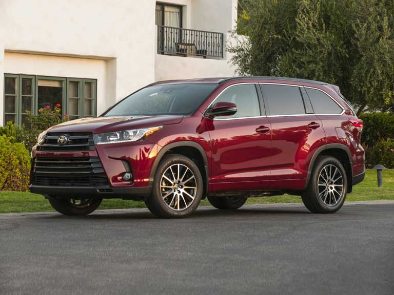 Red 2019 Toyota Highlander From Front-Driver Side