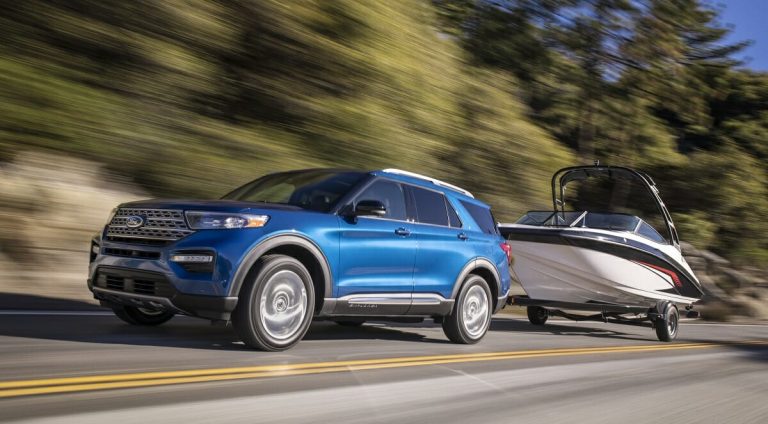 2020 Ford Explorer Hybrid - Photo by Ford