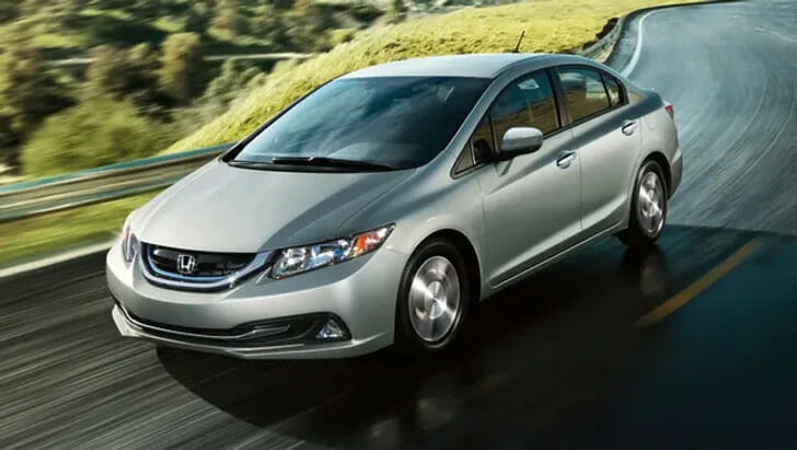 2014 Honda Civic Review: A Refreshed Car With Excellent Technology and Reliability