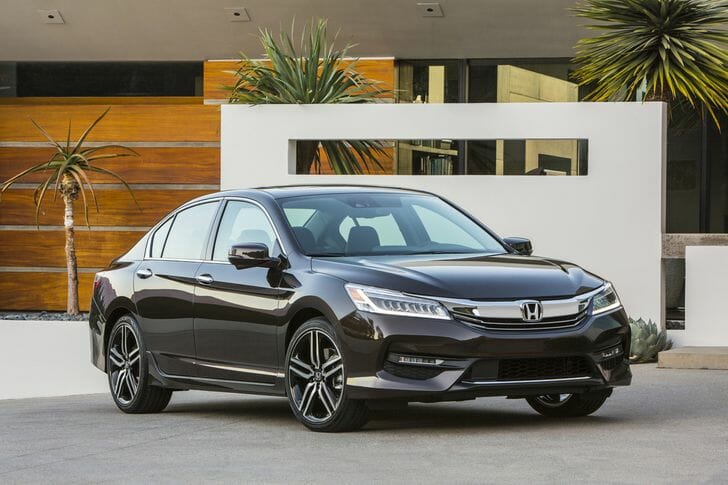 2016 Honda Accord Review: Technology and Styling Updates to a Great Midsize Car