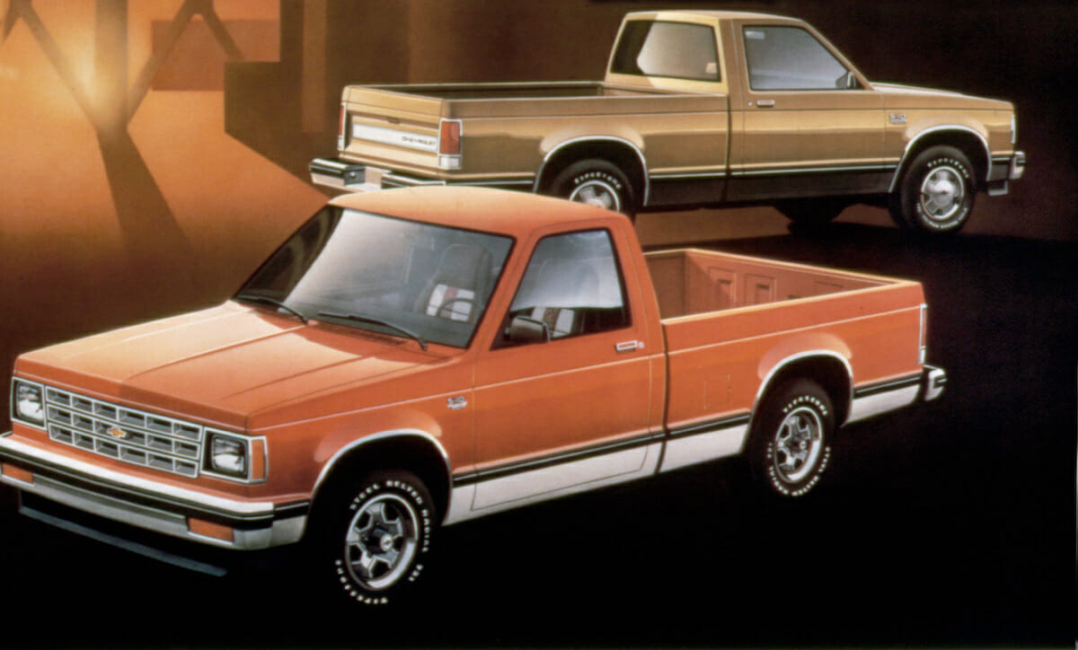 1982 Chevrolet S-10 and S-10 Tahoe Compact Pickup Trucks