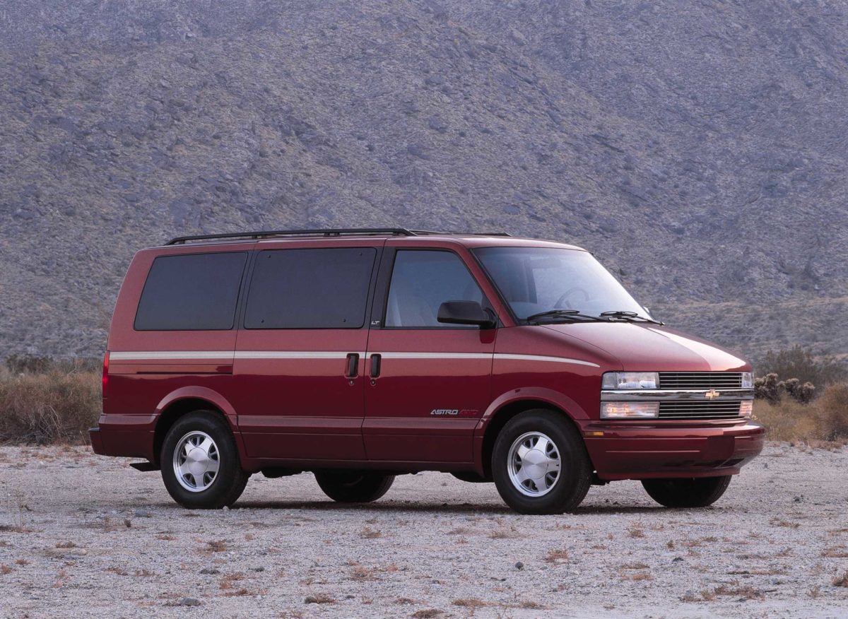 1998 Astro LT All-Wheel Drive - Photo by Chevrolet