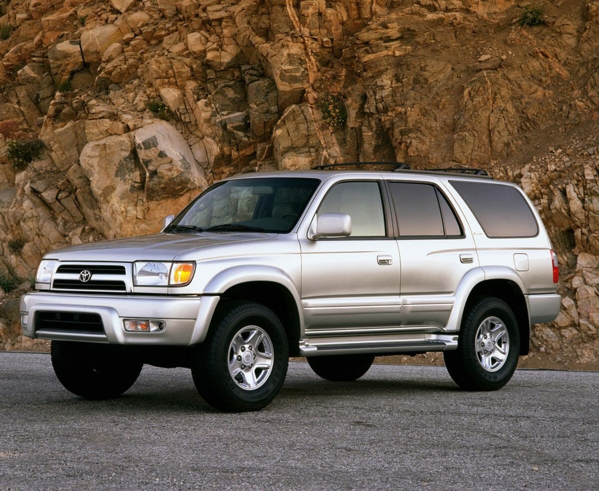 2002 Toyota 4Runner - Photo by Toyota