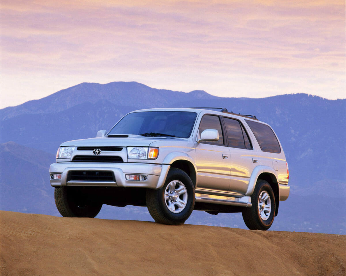 2001 Toyota 4Runner - Photo by Toyota