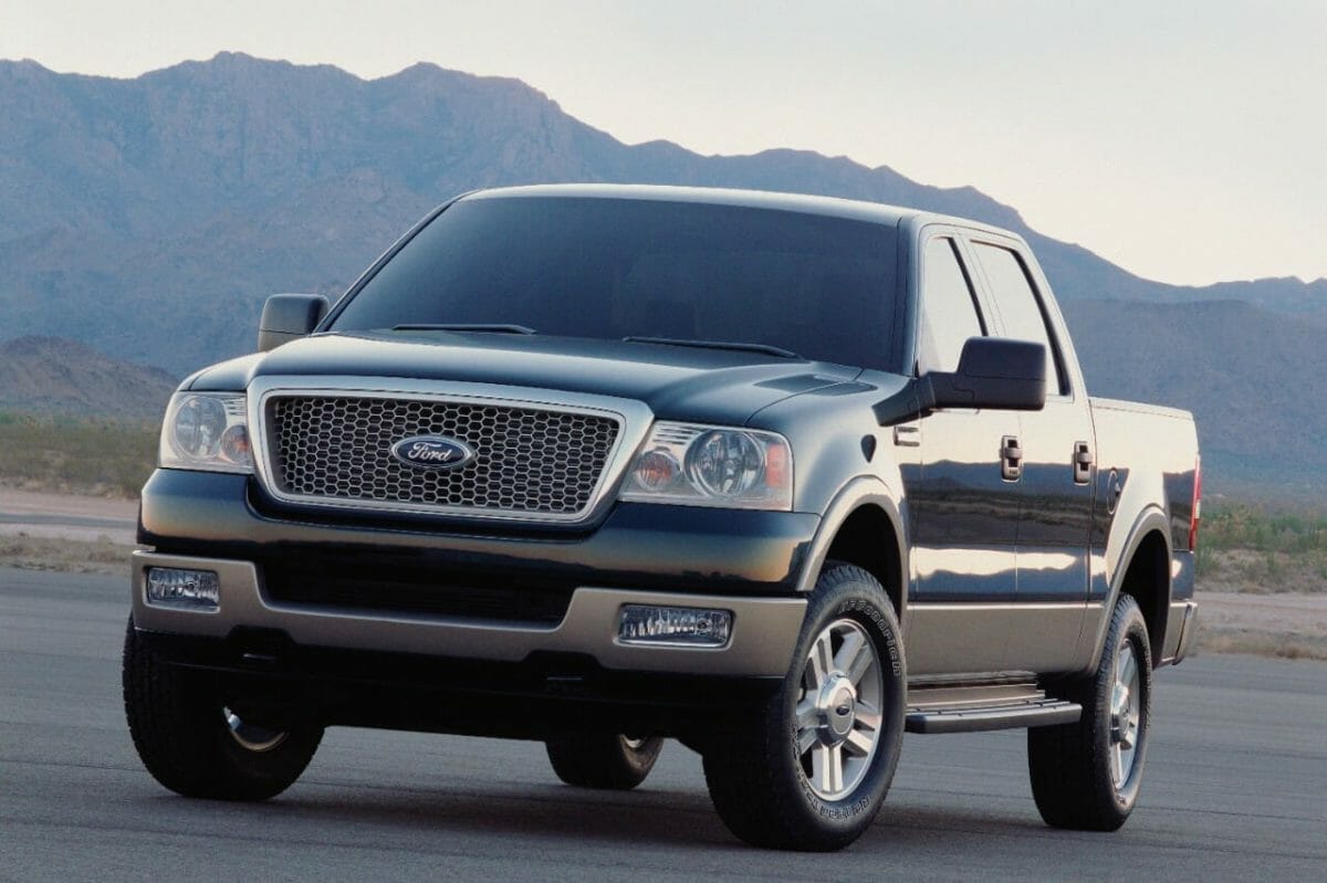 2004 Ford F-150 - Photo by Ford