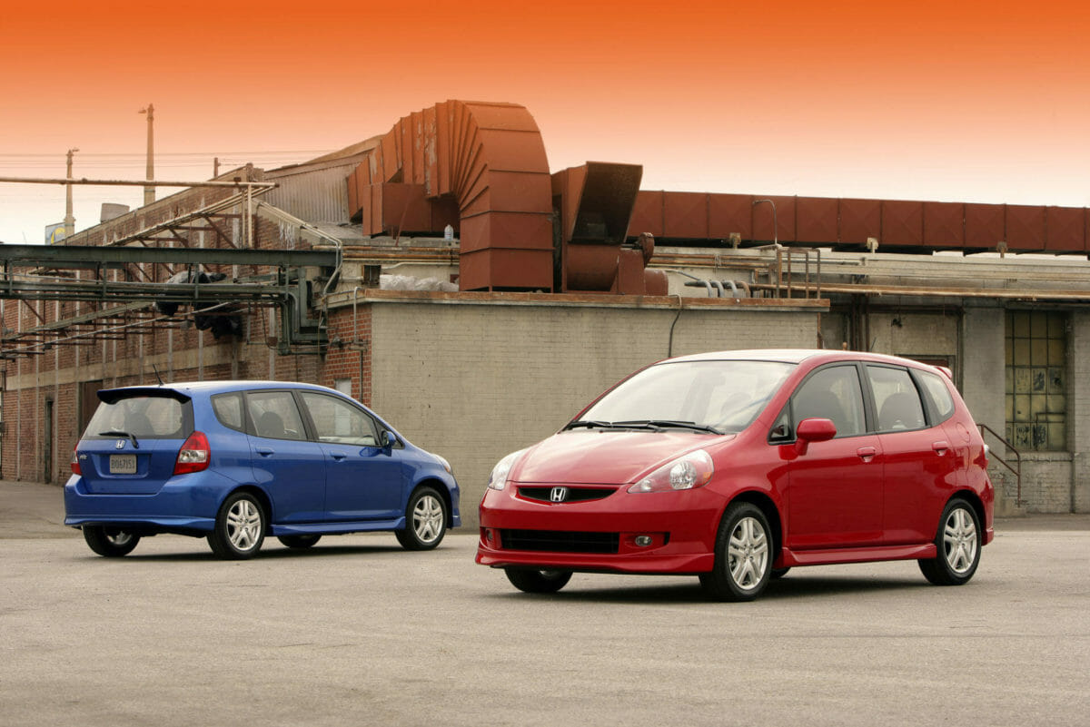 2009 Honda Fit Track Review - Superior Chassis Rigidity? 