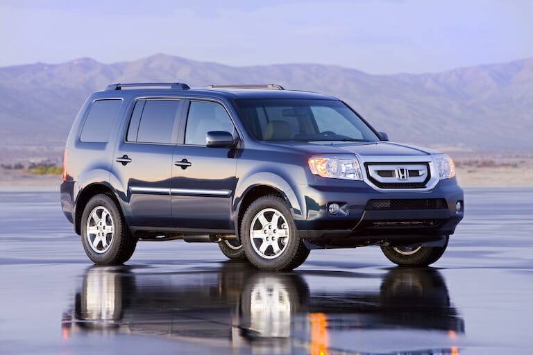 Honda Pilot Problems and Recalls Make 2011 and 2017 Models a Bit Risky, With Owner’s Reporting Transmission Issues, Faulty Airbags and Electrical System