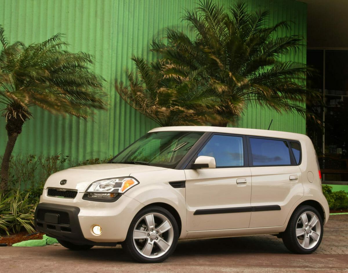 How Safe is the Kia Soul Overall? - VehicleHistory (2023)