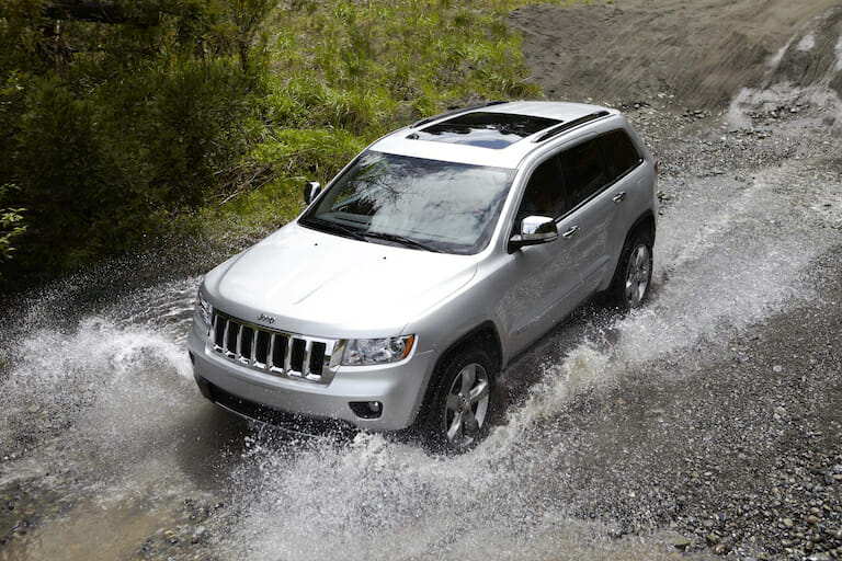 2011 Jeep Grand Cherokee Transmission Problems Include Grinding Gears, Relay Recalls, and Fluid Leaks