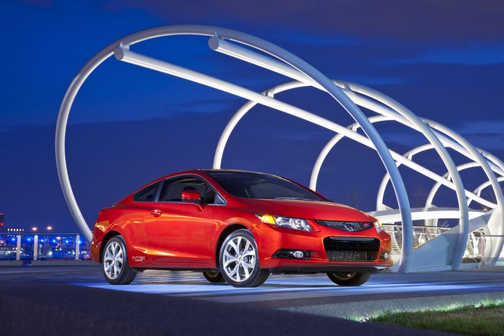 2012 Honda Civic Review: A Redesigned Small Car With Outstanding Reliability