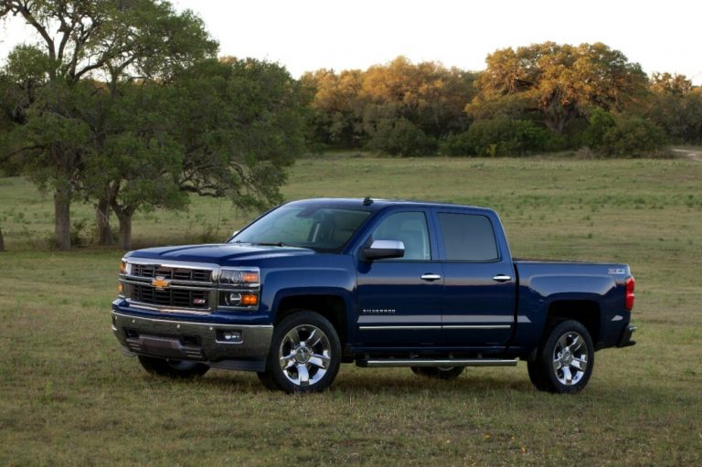 2014 Chevrolet Silverado Problems Include Major Steering Issues, Electrical Hiccups, Airbag Recalls
