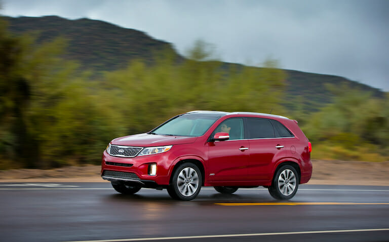 2015 Kia Sorento Problems Include Possible Fuel Leaks, Transmission Issues, and Fire Risks