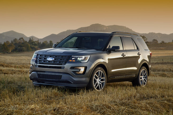 2016 Ford Explorer Engines: Two 3.5L V6s and an EcoBoost I4