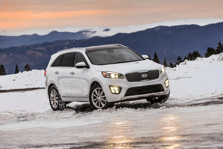 2016 Kia Sorento Problems Include Excessive Oil Consumption, Rough Shifts, and Improper Acceleration