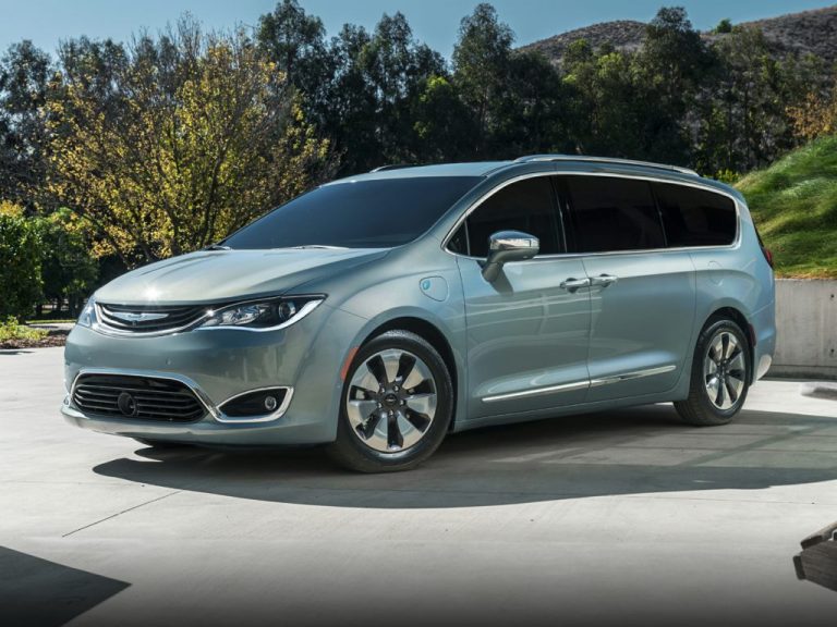 2017 Chrysler Pacifica Review Problems Reliability Value Life Expectancy Mpg