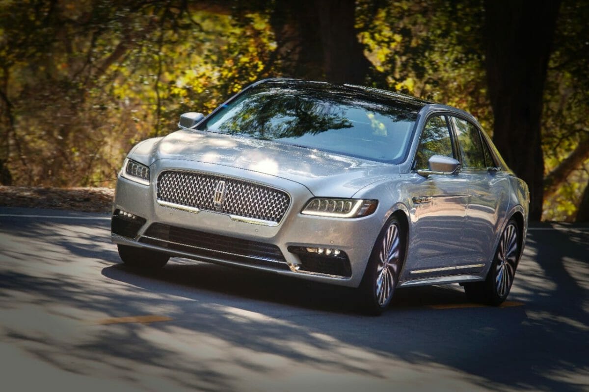 2017 Lincoln Continental - Photo by Ford