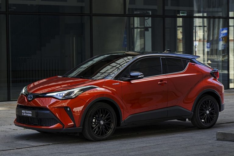 2018 Toyota C-HR Price, Value, Ratings & Reviews