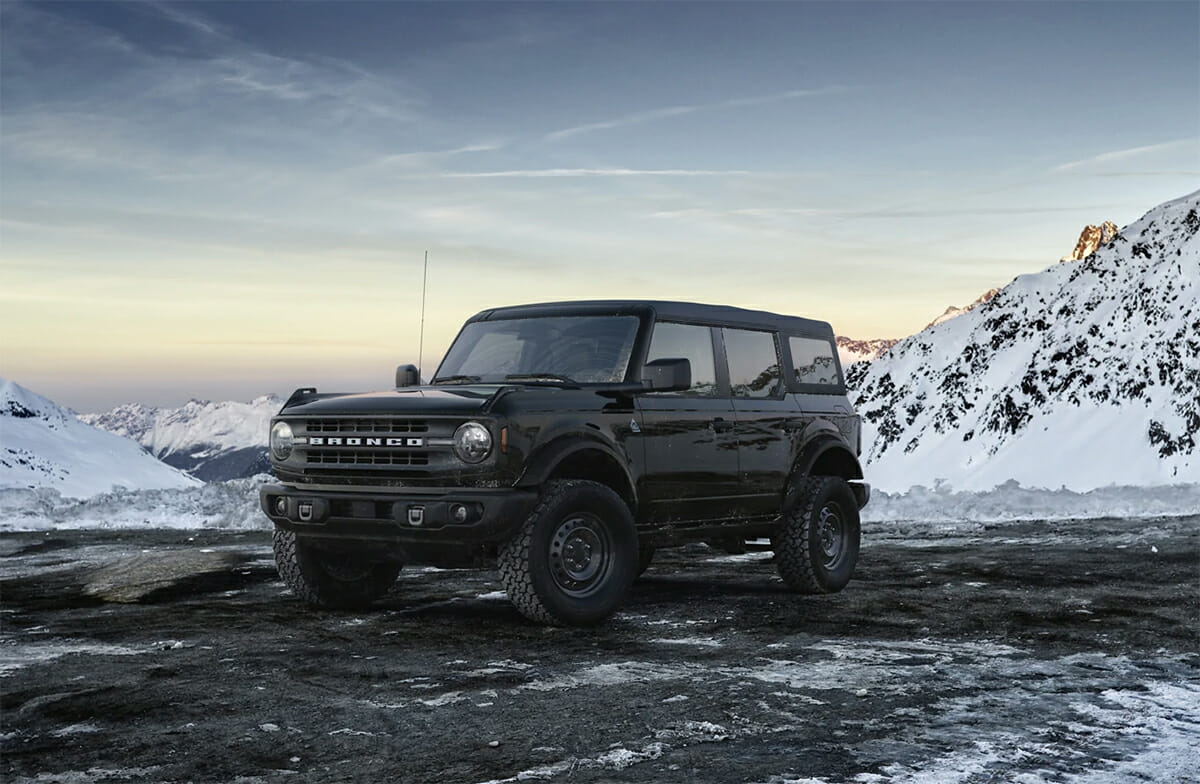 2021 Ford Bronco Black Diamond in Snow - Photo by Ford