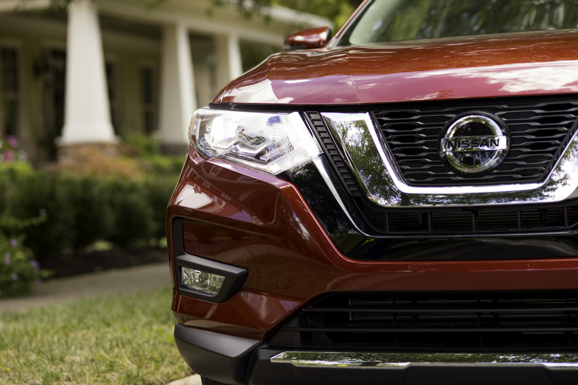 2019 Nissan Rogue Review: Loaded with Safety Features, but Light on ...