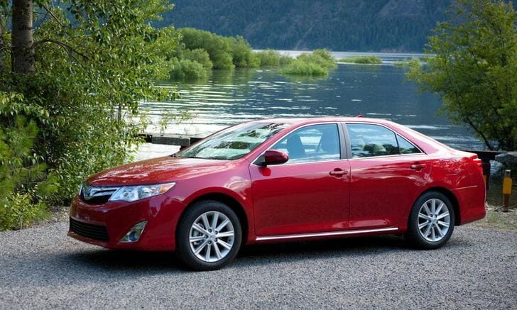 2014 Toyota Camry Review: A Reliable Sedan With Good Technology
