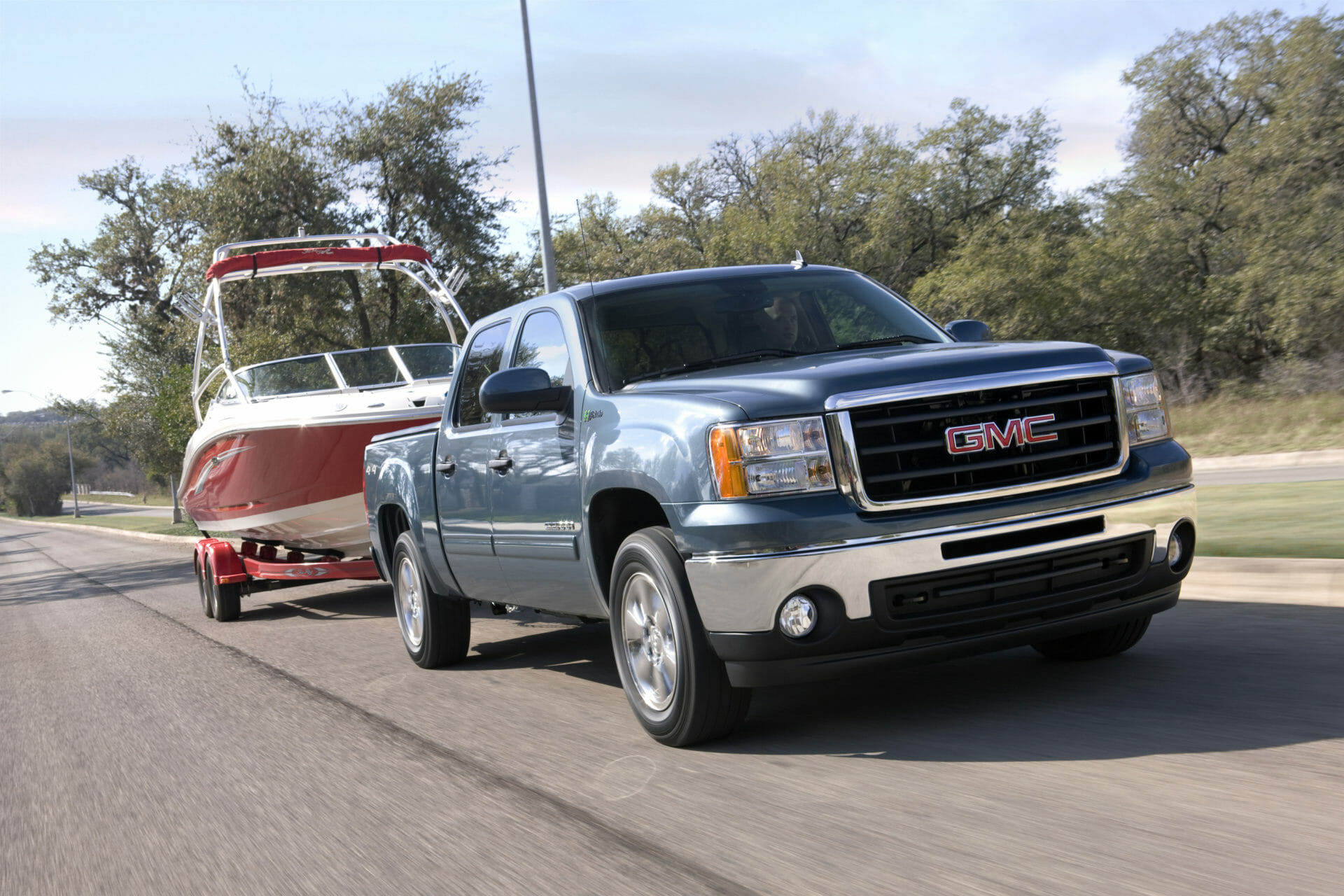 2011 GMC Sierra 1500 Review: A Long-Lasting, Upscale Full-Size Truck