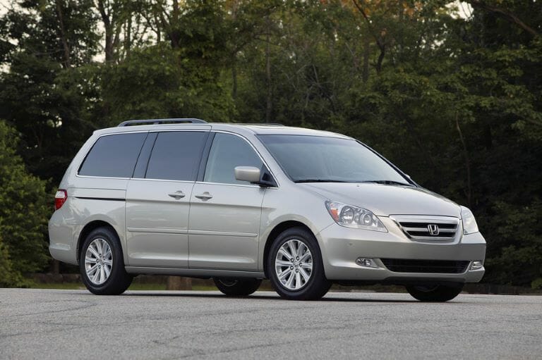2007 Honda Odyssey Problems Include Brake Recalls, Doors Falling Off, and  Rollaway in Park - VehicleHistory
